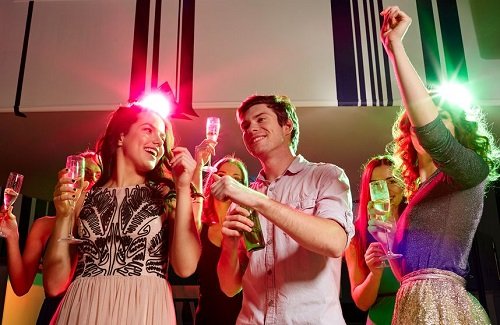 Fun New Year’s Celebration Ideas for College Students