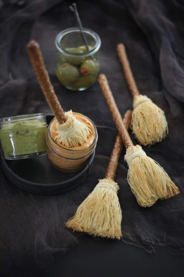 Pretzel Broomstick Appetizers Creative Halloween Appetizers