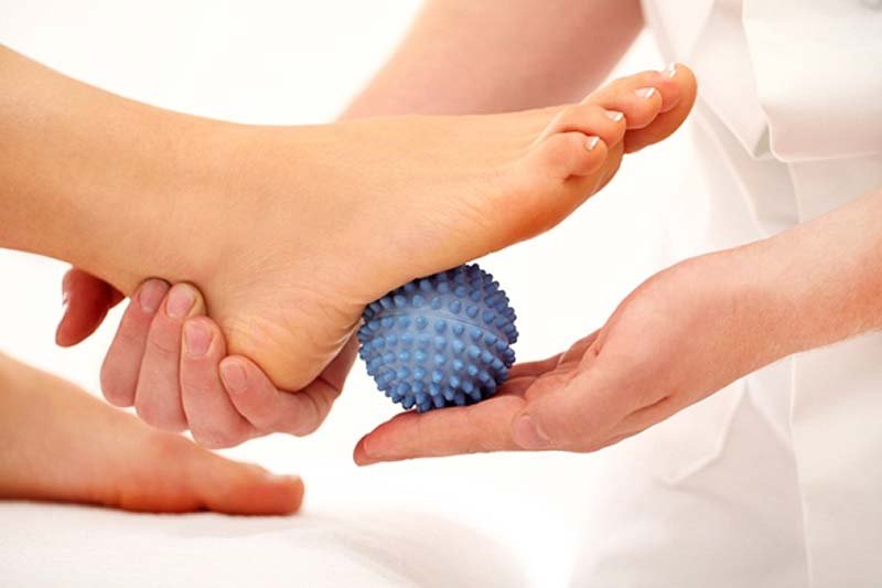Foot Care In Jobs Involving Longs Hours Of Standing And Walking
