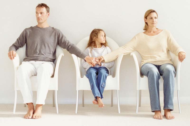 6 Tips For Helping a Child Through Separation, separated parents raising a child, how to help a child deal with divorce, how to discuss divorce with your child, how to explain divorce to a child, divorce and toddlers, worst age for divorce for children, my son is getting divorced, what should i do if my parents are getting a divorce,
