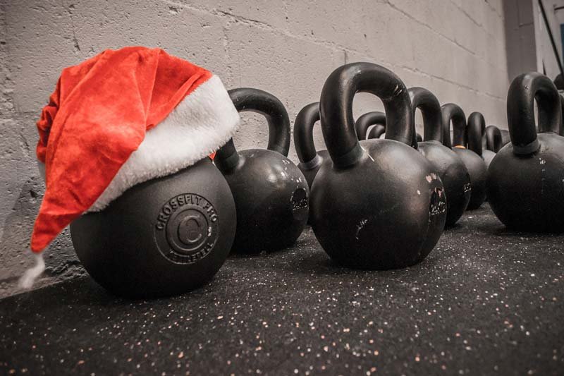 7 Tips on How to Keep a Fitness Routine During Holidays, how to stay fit during the holidays, holiday workout tips, holiday fitness motivation quotes, staying active during the holidays, ways to stay healthy during the holidays, working out during the holidays, holiday fitness tips, stay fit for the holidays,