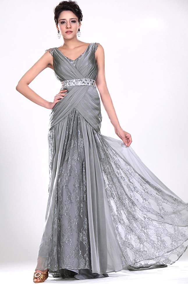 Style Yourself Up with Evening Gowns This Wedding Season!