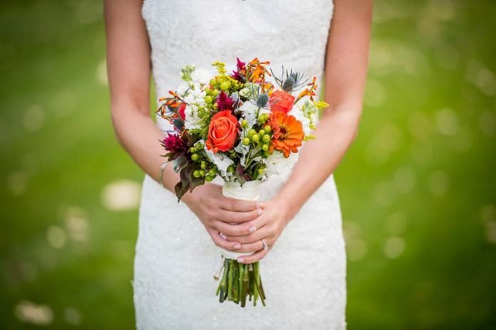 Best Flower Bouquet For Wedding