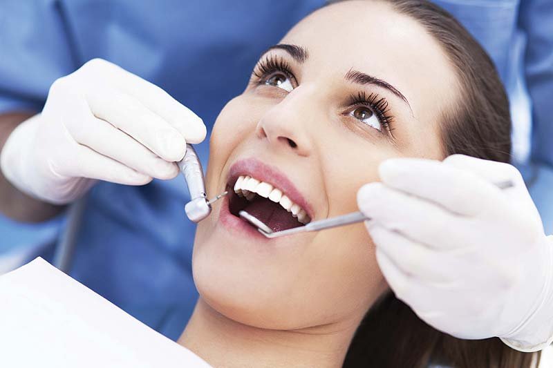 The Benefits Of A Dentist Open Saturday For Your Oral Health Emergency Needs