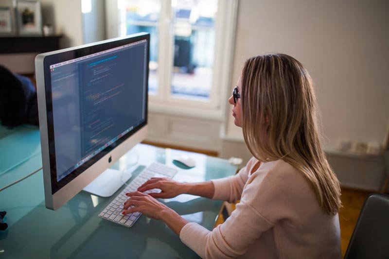 3 Best Freelance Jobs for a Woman