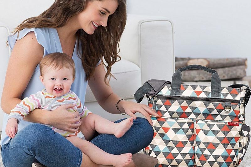 Diaper bags come in different sizes and Colors
