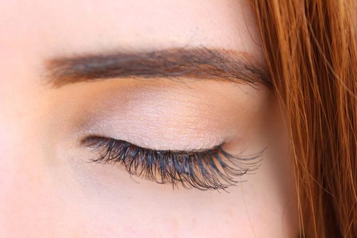 How-To-Grow-Eyelashes-With- How To Grow Eyelashes With Bimatoprost