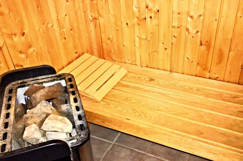 How to Use a Sauna