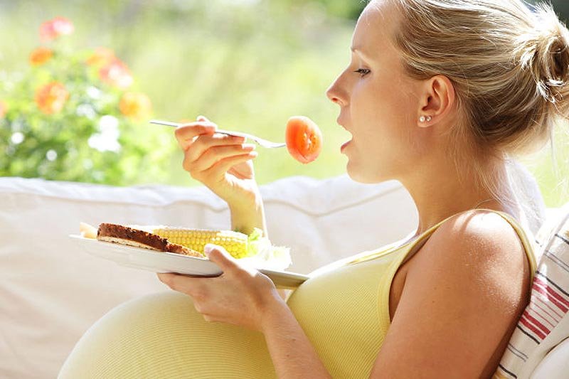5 Superfoods to Eat During Pregnancy