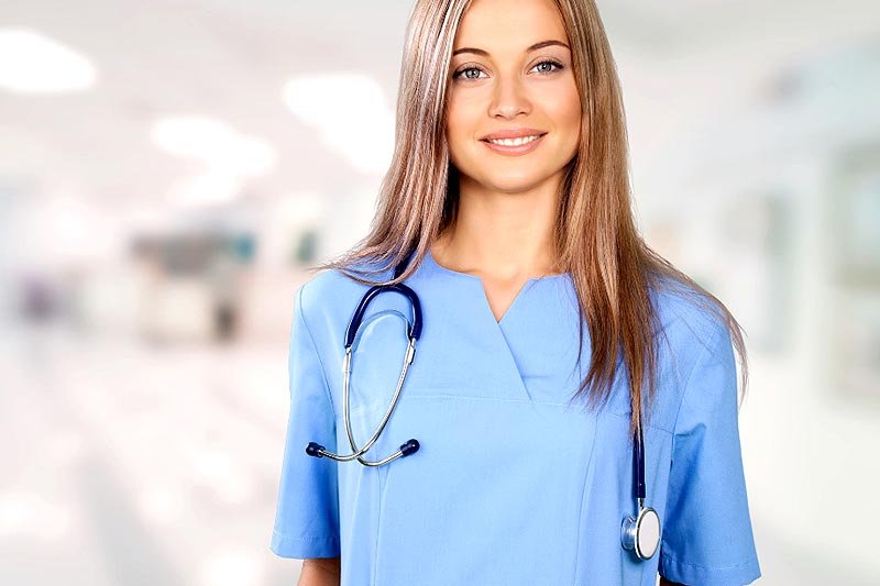 Top Reasons to Choose the Nursing Career