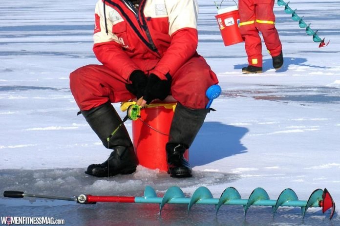 ice fishing boots with built in cleats