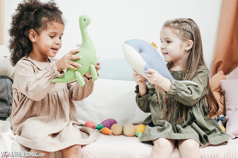 Stuff Toys encourages kids to socialize