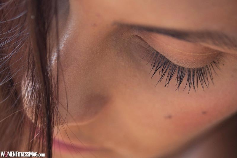 Why are Pre Made Fans Better Suited To You Than Handmade Lashes?