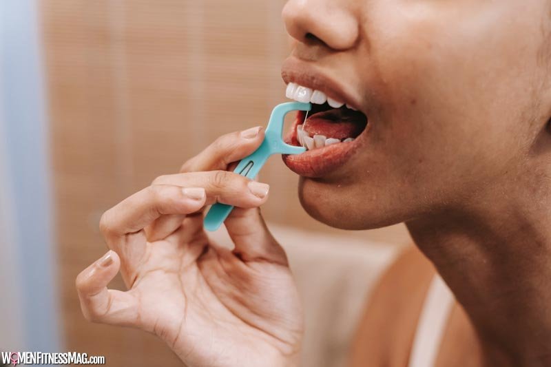 Oral Hygiene: 3 Dos and Don'ts of Flossing