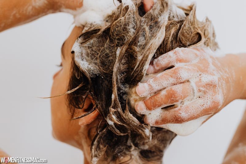 How To Choose the Right Shampoo for Your Hair Type