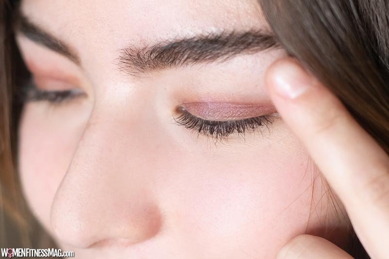 Tips for Speeding Up Recovery After Eyelid Surgery