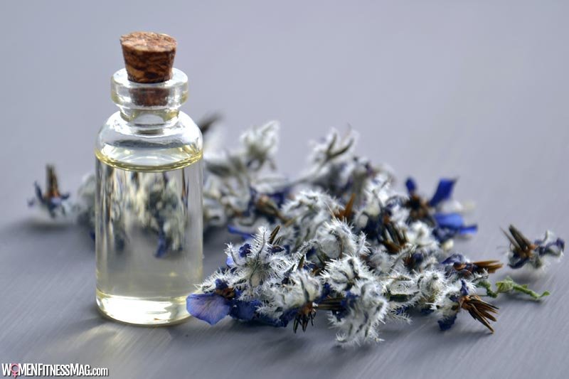 What Are The Benefits Of Lavender Oil For Your Hair, Skin, Body, And Mind?