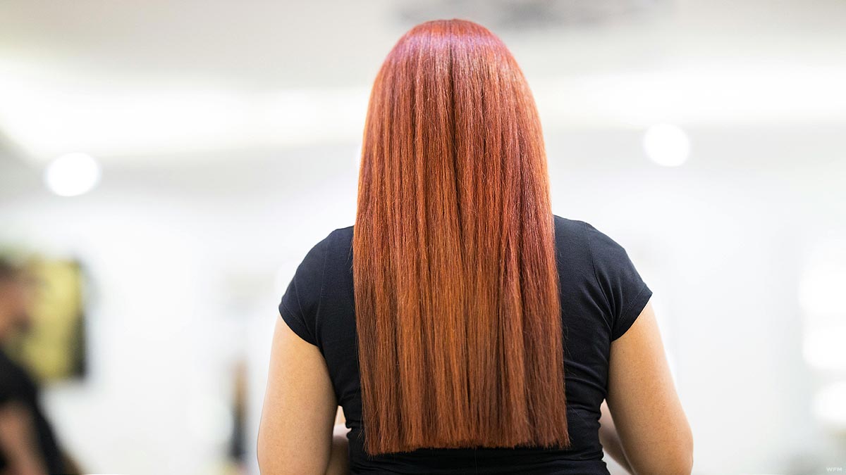 Hair Coloring: Modern Techniques and Seasonal Trend Shades